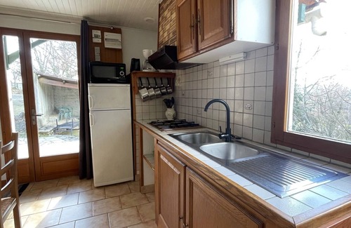 Joyeuse Cottage | Modern Gîte with Pool, Tennis Court & Family-Friendly Fun