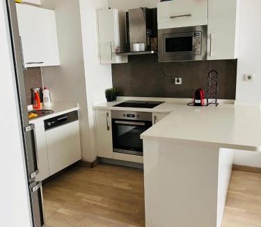 Esenyurt Apartment | Bright 1 Plus 1 Bedroom Suite with Oceanfront Views