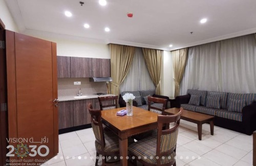 Al Bawadi House | Fully Furnished 3 Rooms Serviced Apartment FOR RENT Sari St / UNIT 6