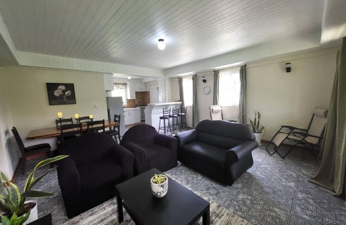 Barroui House | Fully furnished 3BR home in Sylvania with Wi-Fi, AC, kitchen & serene views.