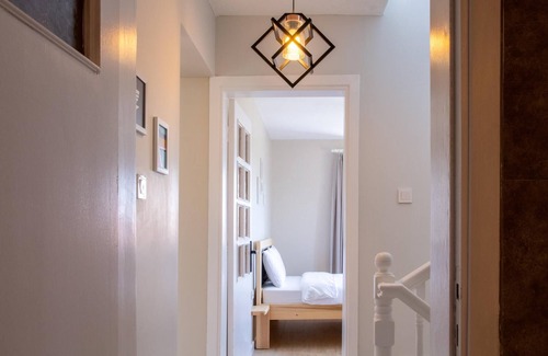 Ozbek Koyu Villa | Stylish Villa in Izmir with Family-Friendly Amenities