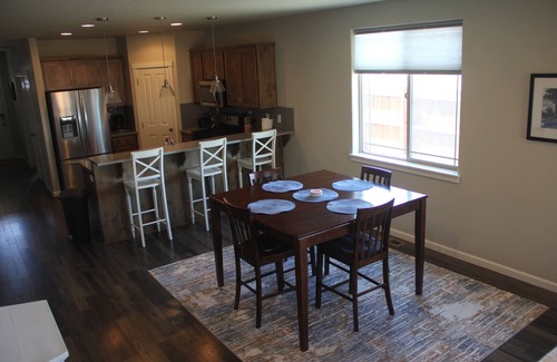 Redmond House | Cozy Home with Kitchen & Pet-Friendly Comfort
