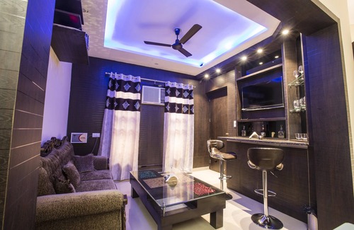Amritsar Apartment | Elegant Independent Property with Pool and Spa for Getaways