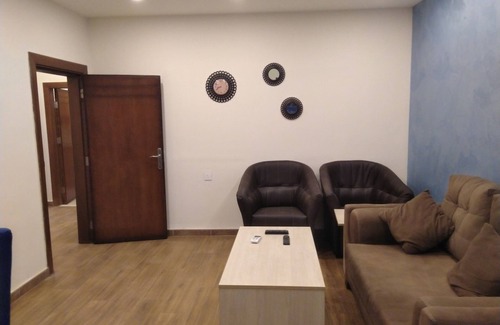 Aqaba Apartment | Comfortable Rooms with Private Bathrooms and Breakfast Included