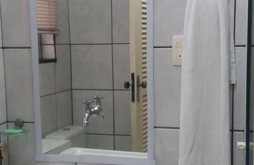 Jose Menino Apartment | Seafront Kit in Santos: Pet-Friendly with Ocean Views