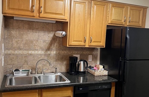 College Station Apartment | Fully furnished, 1st floor. Bus routes. Close to Texas AM campus.