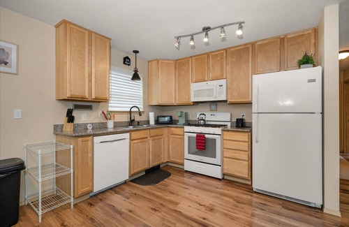 Spokane Valley House | Cozy House on Quiet Road in Central Valley Location