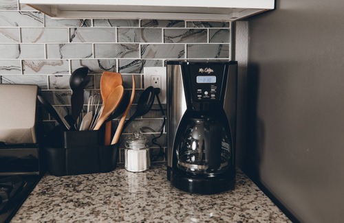 East San Jose Apartment | Stylish Remodeled House with Free Parking & Fast Internet