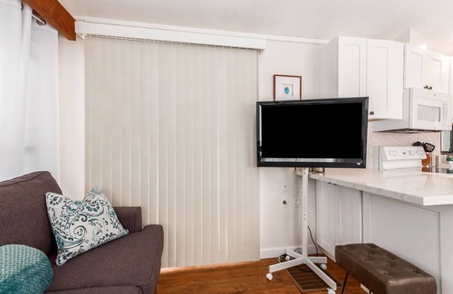 Mesa House | Experience Resort Living at Greenfield Village – 10/10 Rated!