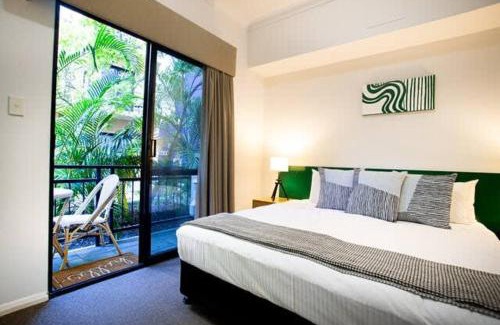 Northbridge Apartment | Renovated 1Bdr Apartment with Pool in Northbridge