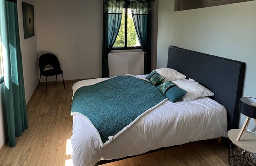 Tourtrol House | Renovated Farmhouse, Steps from a Historic Bastide