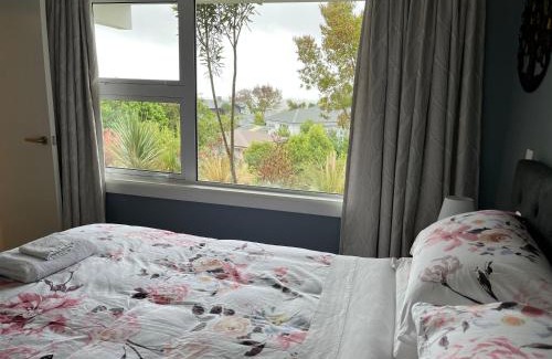 Cashmere Apartment | Renovated Hillside Apartment Near City with Family Amenities