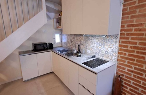 Lorenzaga House | Charming Restored House with 5 Beds & Family-Friendly Kitchen
