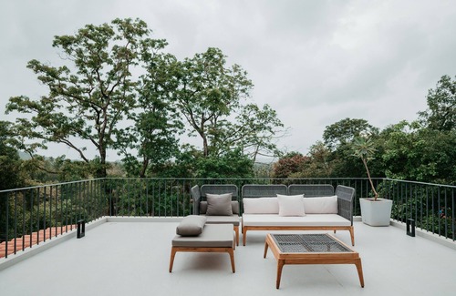 Siolim Villa | Indulge in a Fully-Serviced Villa Experience in North Goa
