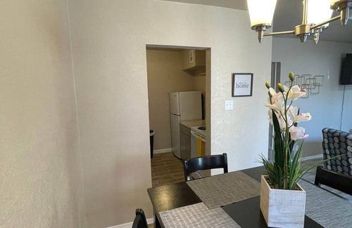 Biggs Field Apartment | Modern Apartment in Northeast with Hot Tub & Pet-Friendly