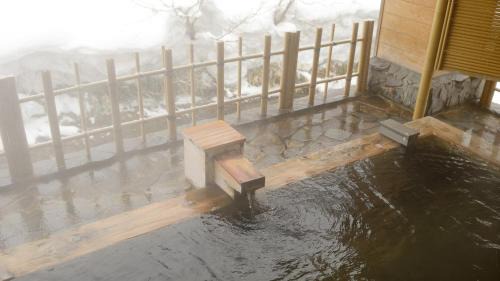 Geto Onsen Hotel | Discover Fulsato: Family-Friendly Retreat with Hot Tub