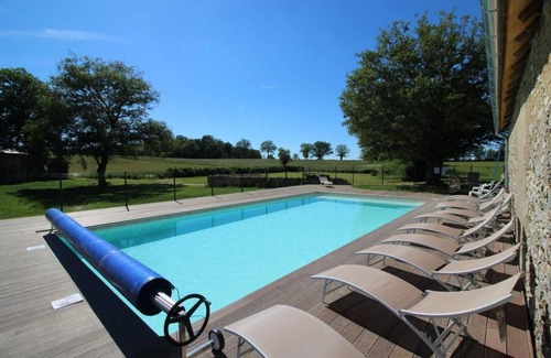 Bouesse Cottage | Unforgettable Fun with Heated Pool & Game Rooms Await