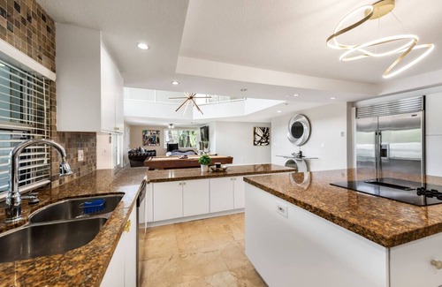 Miami Shores House | Fun and Inviting Waterfront Villa