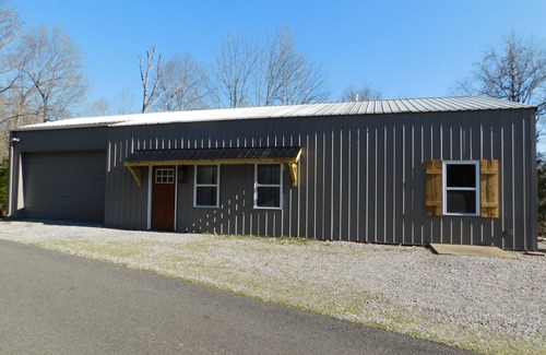 Eddyville House | Discover Fun and Sun at Lake Barkley, Eddyville, KY