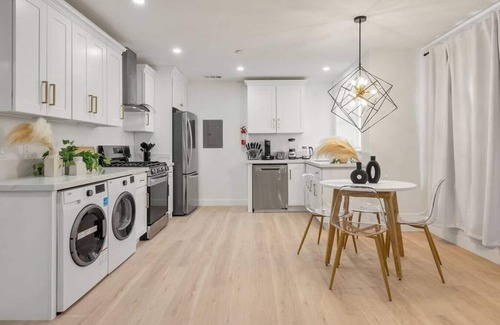 Alhambra House | Unforgettable Fun City Escape Near Downtown LA