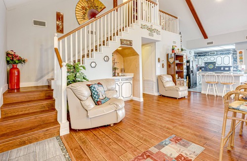 Galveston House | Family-Friendly Retreat with Fast WiFi and Canal Access