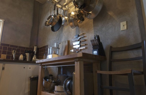 Marfa House | Ideal Family Retreat for Up to 4 Guests - Rated 9.8/10