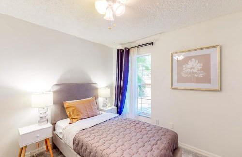 Casselberry House | Exciting Getaway at Fun in the Sun - Pet & Child Friendly!