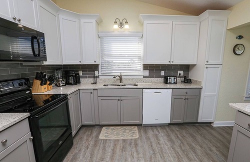 Carolina Dunes House | Experience Endless Fun at This Inviting OBX Retreat!