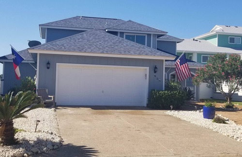 Safe Harbor House | Idyllic Fun N The Sun Beach House Steps from the Shore