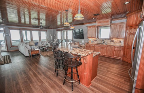 Cedar Lane House | Beachfront Bliss: Family Retreat with Pool & Ocean Views