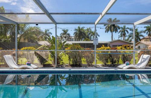 Yacht Club House | Inviting Villa Sea Crest Cottage with Pool & Ocean Views