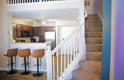 Dallas Apartment | Fun Roomy King bed + loft, Pool, DFW perfect location!