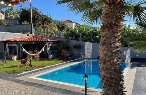 Sao Roque Apartment | Cozy 1-Bed Apartment with Pool in Funchal Madeira