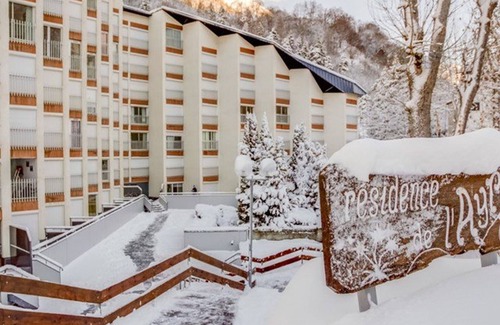 Bareges Apartment | Cozy Studio Barèges for 4 with Spa and Kitchen Amenities
