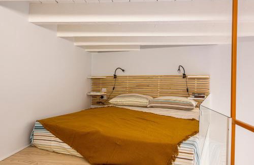 Isola Apartment | Cozy Studio in Milano's Isola District - Child Friendly Stay