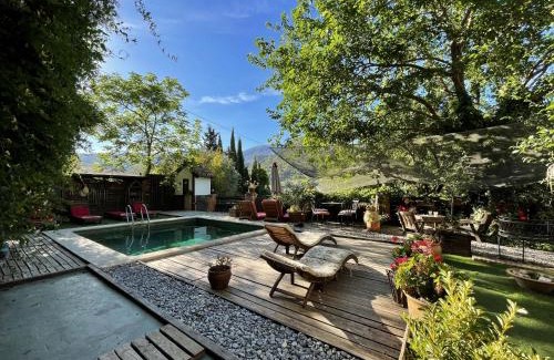 Quentar Bed & Breakfast | Relax at Fundalucia: Oceanfront Bliss with Pool Access