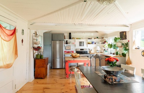 Durham Other | Quirky Retreat with Fireplace - Pet-Friendly and Family Ready