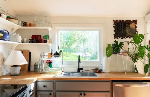 Durham Other | Quirky Retreat with Fireplace - Pet-Friendly and Family Ready