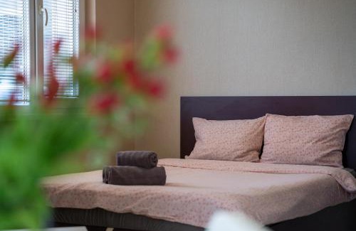 Studentski Grad Apartment | Vibrant Apartment in Studentski Grad - Family Friendly Stay