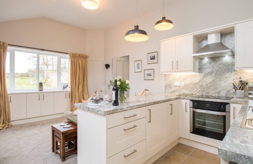 Penny Bridge Cottage | Unique Bijou Cottage with Pool & Pet-Friendly Amenities