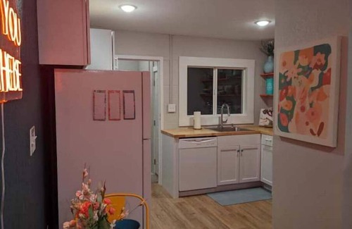 Manhattan House | Unique Treehouse Duplex for Family Fun and Adventure