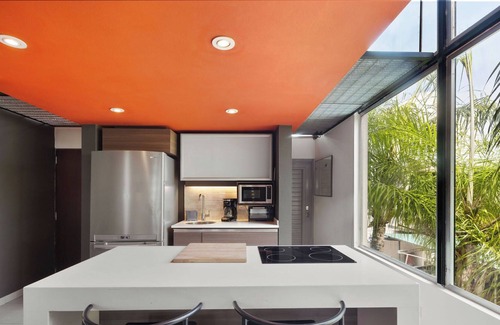 Ocean Park Apartment | Funky-Mingo | Trendy 1 BR w/ parking in Ocean Park