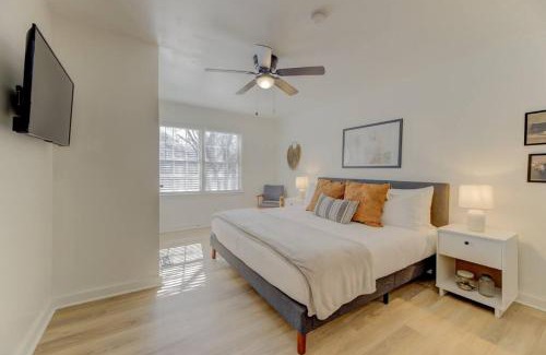 Earlewood House | Unique River Caravan Apartment for Your Next Getaway