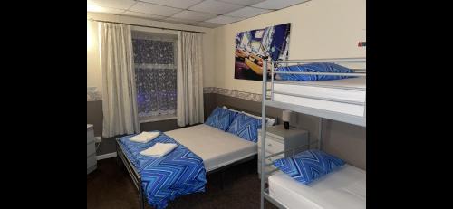 South Shore Hotel | Inviting Funky Towers: Family-Friendly Comfort Awaits