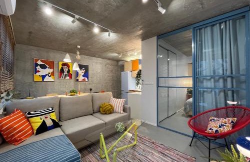 Srodmiescie Apartment | Trendy Getaway at Funky Vibes Apart - 10/10 Guest Rated