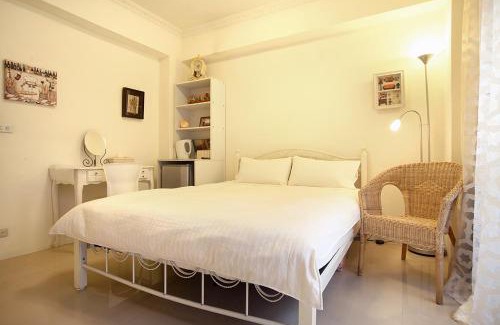 Xitun District House | Discover RaRa Stay: Pet-Friendly Comfort for Everyone