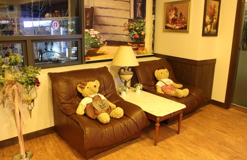 Jung-gu House | Budget-Friendly FunStay Inn Guesthouse with Breakfast Included