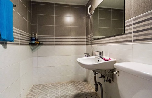 Jung-gu House | Budget-Friendly FunStay Inn Guesthouse with Breakfast Included