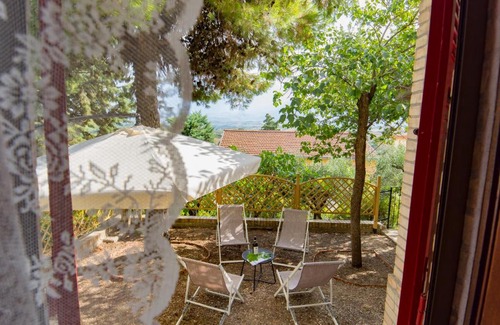 Offida Apartment | Pet-Friendly Retreat at Fuori Porta - Rated 9/10 by Guests