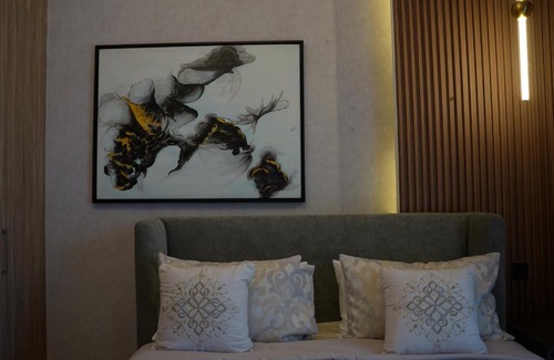 Mirdif Apartment | Cozy 1BR Retreat with Pool Access for Family Fun